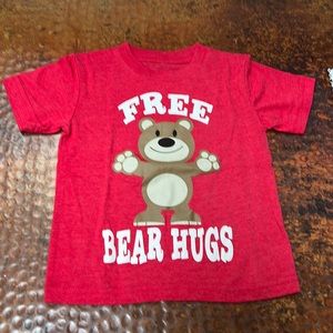NWOT 18 month cotton blend tee shirt, red with cute bear!!